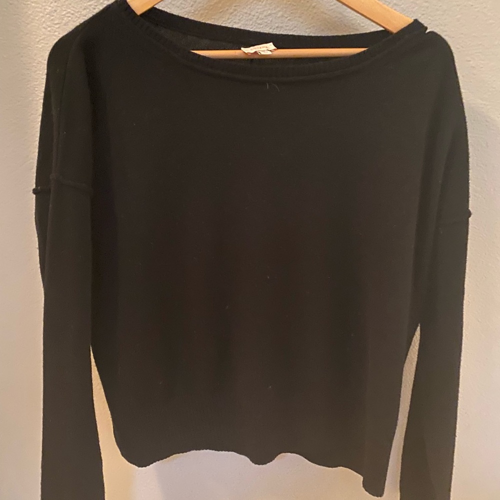 Cuyana black sweater size S